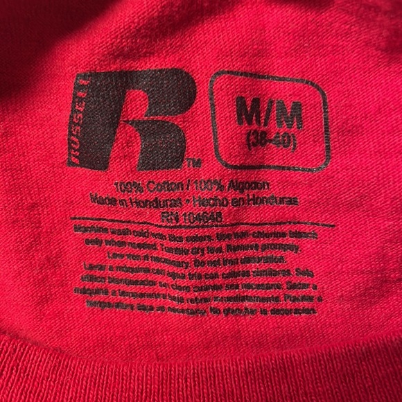 U of M T-shirt Ole Miss rebels football Russell university of Mississippi red M - Picture 5 of 7